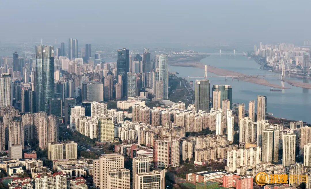 在南昌怎么选别墅|一份给购房者的全方位报告(图2) 1A3A68B8997C10627BFC804618E43AB3A81FFF2E_size142_w1080_h656.jpg